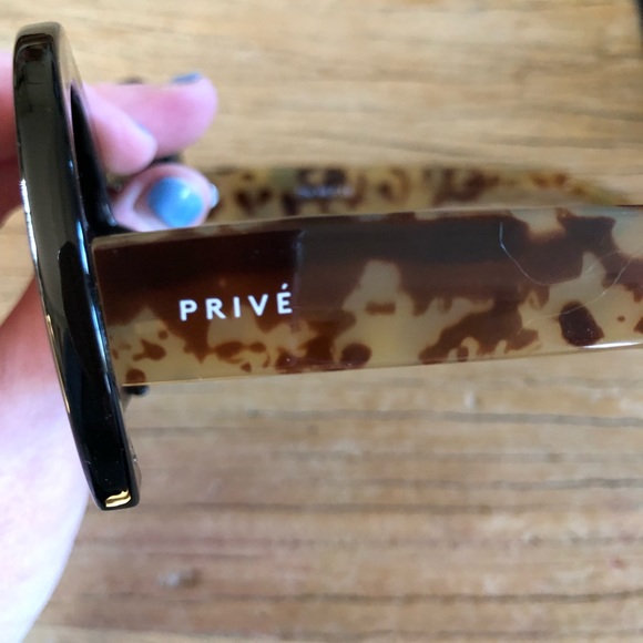 Lunettes de soleil privé revaux - Picture 4 of 8